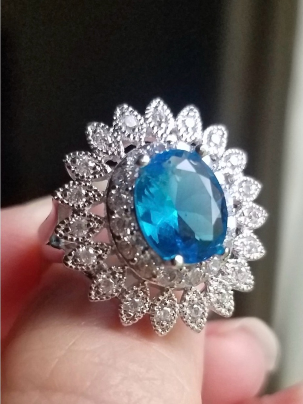 Swarovski Elements 925 Sterling Silver Aquamarine Blue Flower Halo Ring NEW